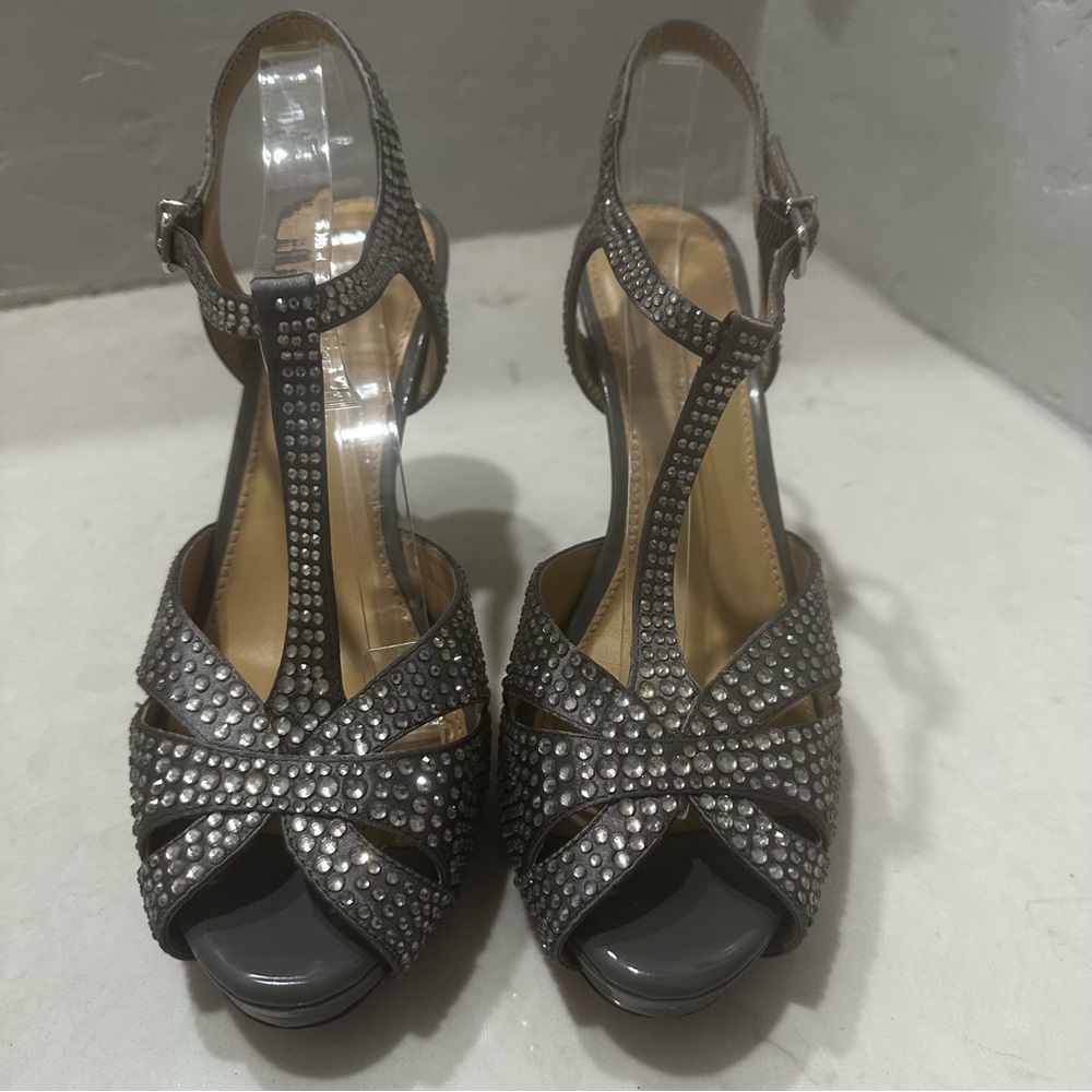 Antonio Melani Gray Rhinestone Heels Womens Size 8 Peep Toe 4” Heel - Picture 10 of 11